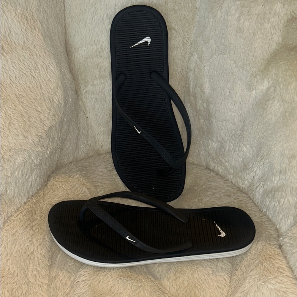 Nike Black and White Flip Flops